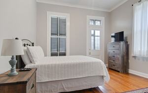 Historic Newly-Renovated New Orleans Retreat - Arabi, Louisiana