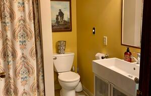 Golden Sunset Villa - Seattle, Washington