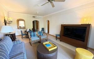 Falesia Beach Luxury Penthouse - Olhos d'Agua, Portugal