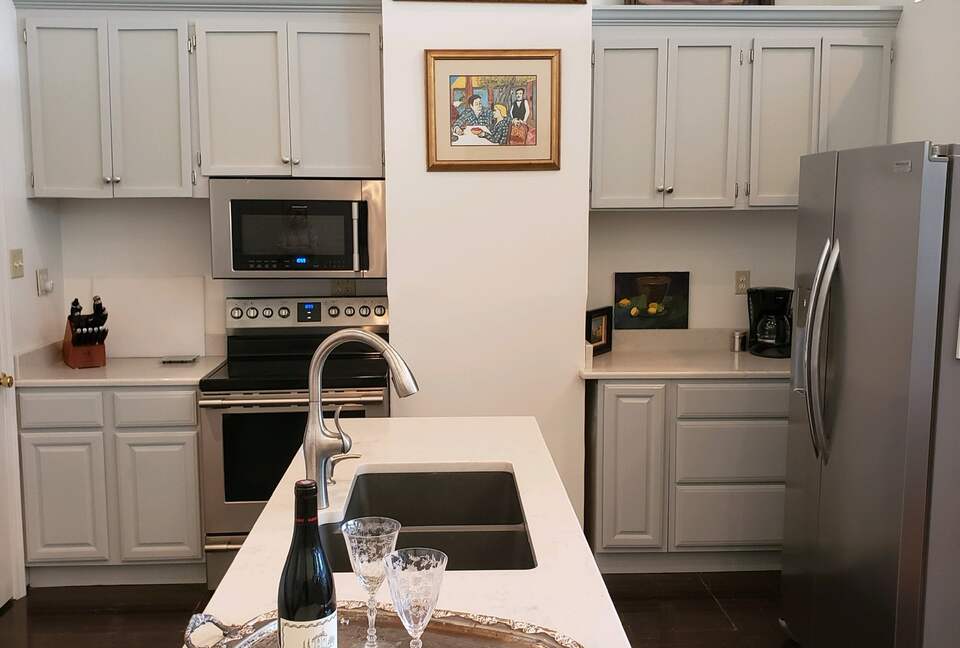 Natchez Gem | Charming Apartment near Historic Mansions, Casino, and more - Natchez, Mississippi