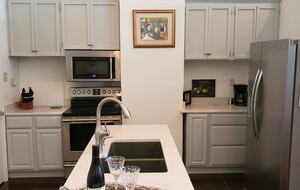 Natchez Gem | Charming Apartment near Historic Mansions, Casino, and more - Natchez, Mississippi