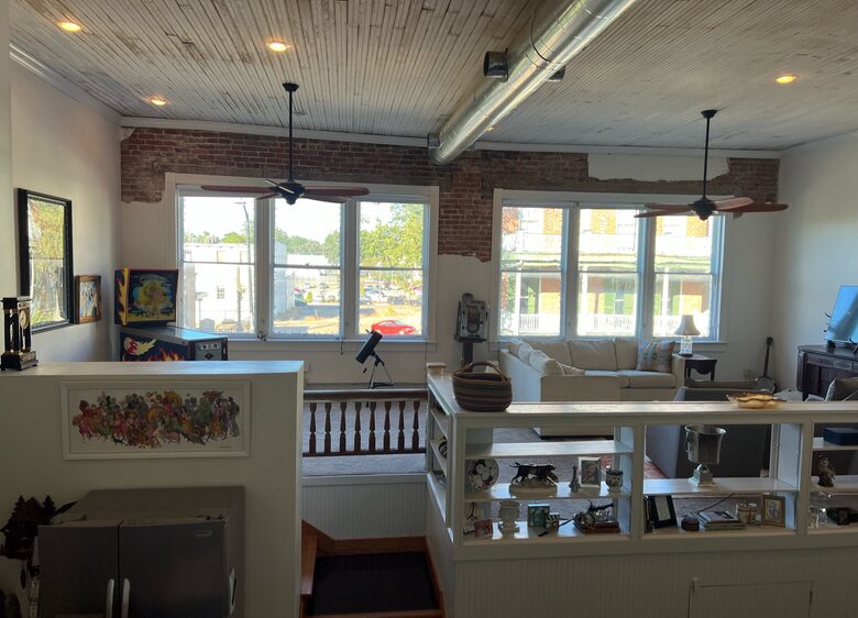 Natchez Gem | Charming Apartment near Historic Mansions, Casino, and more - Natchez, Mississippi