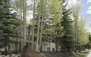 Kings Crown Charm | Steps To Snowflake Lift! - Breckenridge, Colorado