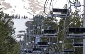 Kings Crown Charm | Steps To Snowflake Lift! - Breckenridge, Colorado
