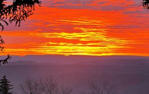 Mountain Mama Ski-In/Ski-Out Retreat - Snowshoe, West Virginia
