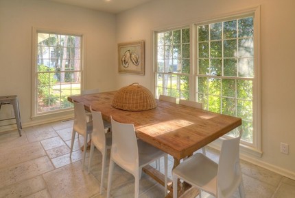 Chic Cottage by the Sea
