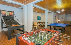 Oceanfront Home with Private Pool - Forbes Hill, Bahamas