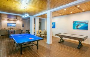 Oceanfront Home with Private Pool - Forbes Hill, Bahamas