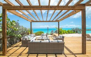 Oceanfront Home with Private Pool - Forbes Hill, Bahamas