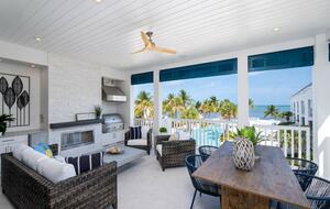 New Modern Penthouse with Private Beach - Islamorada, Florida