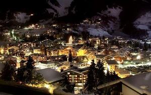 Luxury 3 BR Apartment in Traditional Alpine Ski Chalet - Klosters, Switzerland