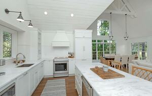 Kiawah Island Charming Cottage Home - Johns Island, South Carolina