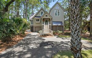 Kiawah Island Charming Cottage Home - Johns Island, South Carolina