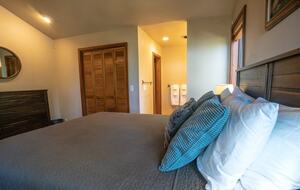 Beech Mountain Resort and Ski Village Getaway - Beech Mountain, North Carolina