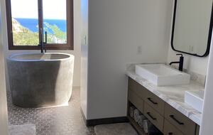 Main bathroom with Japanese soaking tub and shower