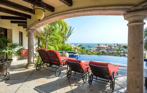 Paradise in Pedregal: Ocean Views & Infinity Pool - Cabo San Lucas, Mexico