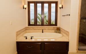 Paradise in Pedregal: Ocean Views & Infinity Pool - Cabo San Lucas, Mexico