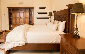 Paradise in Pedregal: Ocean Views & Infinity Pool - Cabo San Lucas, Mexico