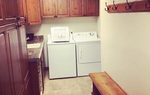 Black Diamond Ski-In/Ski-Out Family Retreat - Brian Head, Utah