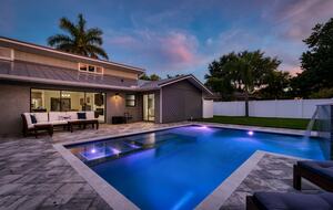Lido Beach Gulf Getaway with a Pool - Lido Key, Florida