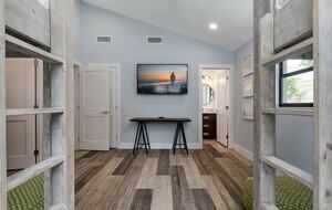 Lido Beach Gulf Getaway with a Pool - Lido Key, Florida