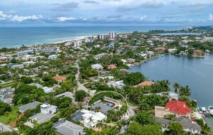 Lido Beach Gulf Getaway with a Pool - Lido Key, Florida