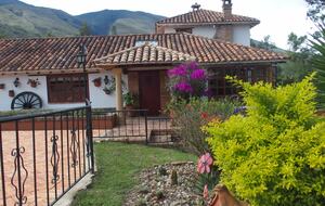 Villa Varu Colombian Luxe Estate - Villa de Leyva, Colombia