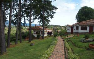 Villa Varu Colombian Luxe Estate - Villa de Leyva, Colombia