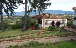 Villa Varu Colombian Luxe Estate - Villa de Leyva, Colombia