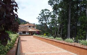 Villa Varu Colombian Luxe Estate - Villa de Leyva, Colombia