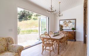 Stunning Sonoma Farmhouse with Pool and Vineyard Views - Petaluma, California