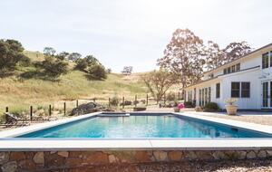 Stunning Sonoma Farmhouse with Pool and Vineyard Views - Petaluma, California
