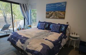 Sonoma Valley Modern Retreat - Kenwood, California