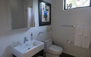 Sonoma Valley Modern Retreat - Kenwood, California