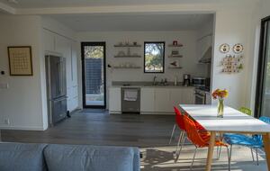 Sonoma Valley Modern Retreat - Kenwood, California