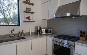 Sonoma Valley Modern Retreat - Kenwood, California