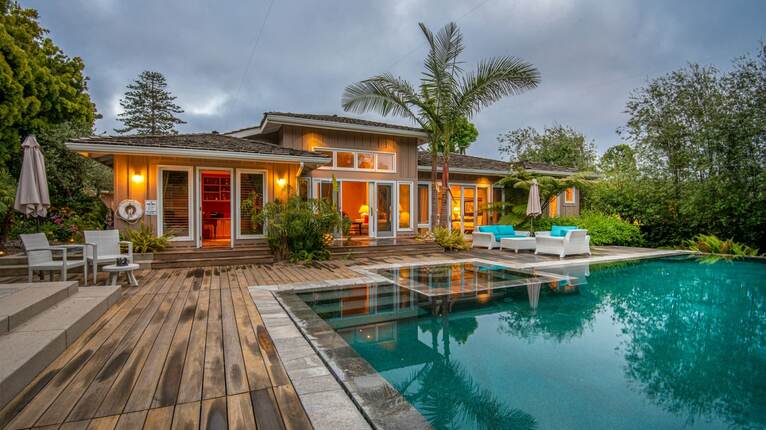 LA JOLLA 4-Bedroom Home, Private Tennis Court Pool and Jacuzzi - Luxury ... - Private Deck Luxury Off Grid Apartments With Private Tennis Court And Pool