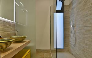 Villa Palmento, Sicily. Restored winery with 24 acres and heated pool - Caltagirone, Italy