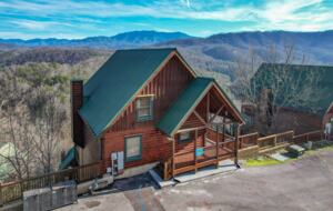 Smoky Mountain Getaway with Breathtaking Views - Pigeon Forge, Tennessee