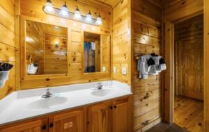 Smoky Mountain Getaway with Breathtaking Views - Pigeon Forge, Tennessee