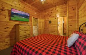 Smoky Mountain Getaway with Breathtaking Views - Pigeon Forge, Tennessee