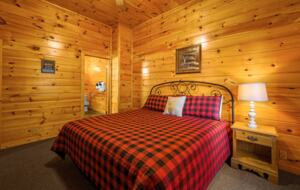 Smoky Mountain Getaway with Breathtaking Views - Pigeon Forge, Tennessee