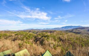 Smoky Mountain Getaway with Breathtaking Views - Pigeon Forge, Tennessee
