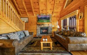 Smoky Mountain Getaway with Breathtaking Views - Pigeon Forge, Tennessee