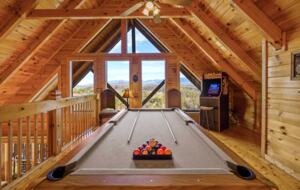 Smoky Mountain Getaway with Breathtaking Views - Pigeon Forge, Tennessee