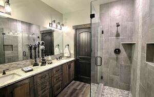 Mountain Road Retreat - Donnelly, Idaho