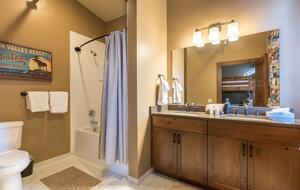 Stunning Sun Valley Luxury Home - Sun Valley, Idaho