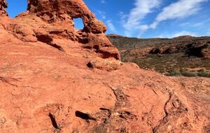 Turtle Arch (on paradise hiking trail) 15 mins from doorstep