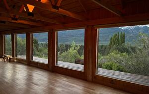 Gorgeous 880 Acre Argentina Ranch - Villa Lago Rivadavia, Argentina