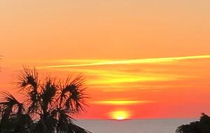 Beautiful Oceanfront Getaway - 200 Steps from Bed to Beach - Pawleys Island, South Carolina